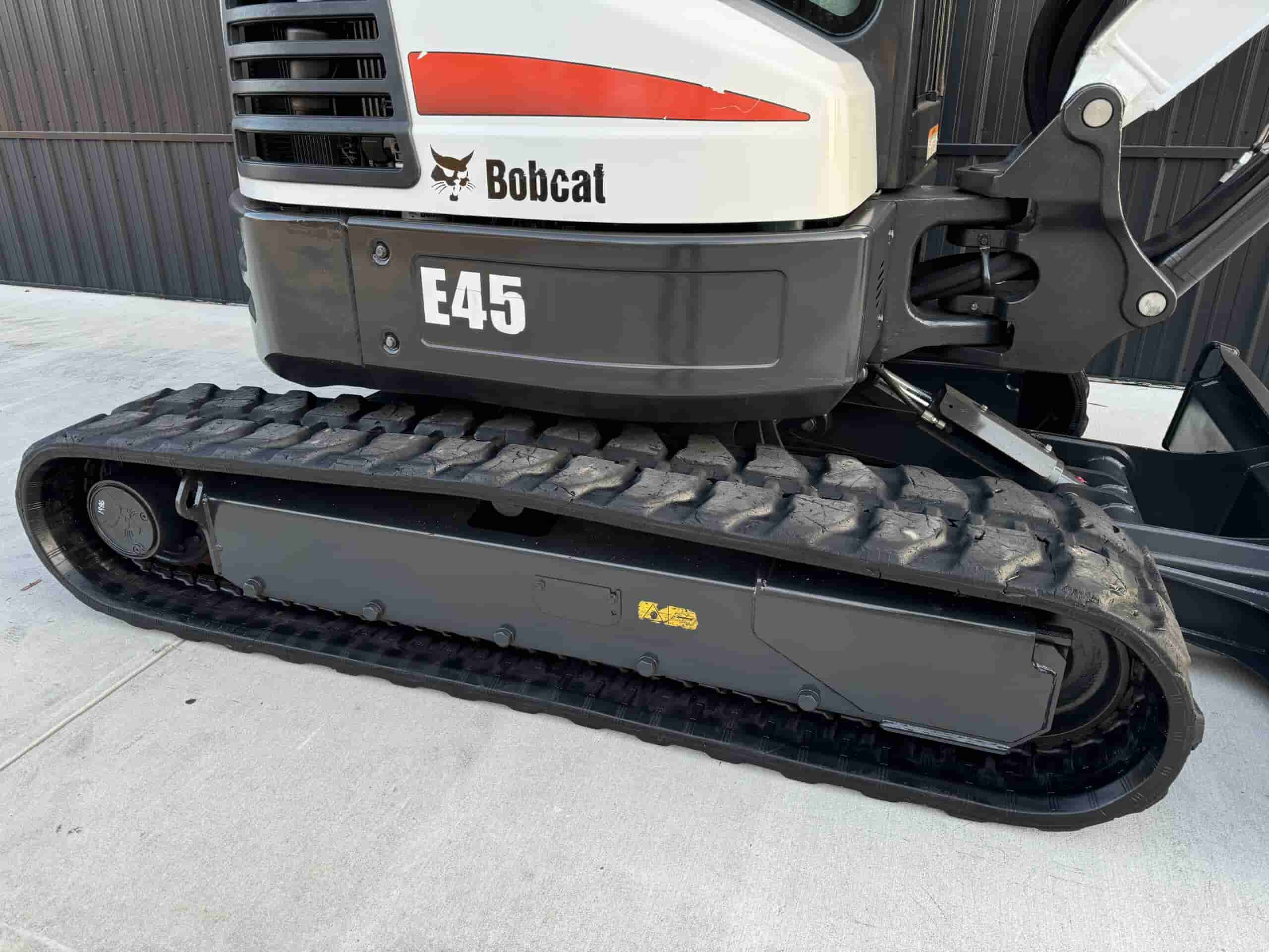 2017 BOBCAT E45 CLEAN
